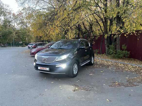 2011 Kia Sportage III, чёрный, 1480000 рублей
