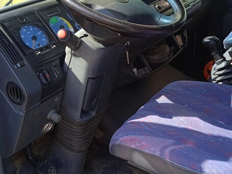 1999 Mercedes-Benz Atego, белый, 1100000 рублей, вид 5