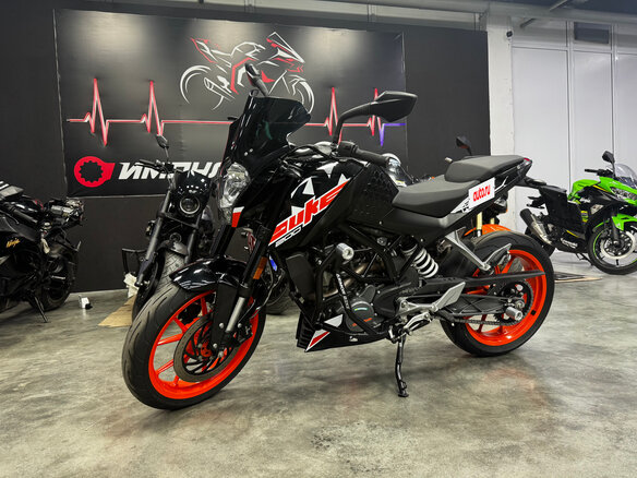 2021 KTM 200 Duke, чёрный, 350000 рублей - вид 1