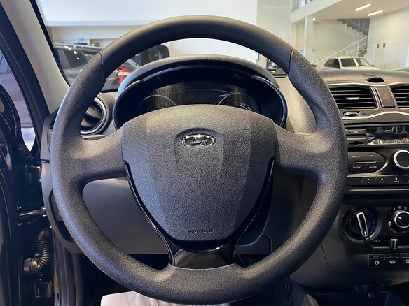 2026 Lada (ВАЗ) Granta Cross I Рестайлинг, чёрный, 1235000 рублей - вид 8