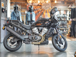 2022 Harley-Davidson Pan America, чёрный, 1890000 рублей, вид 1