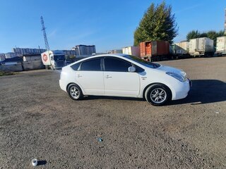 2008 Toyota Prius II Рестайлинг (XW20), белый, 1000000 рублей, вид 2