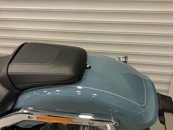 2024 Harley-Davidson Fat Boy, голубой, 3390000 рублей - вид 9