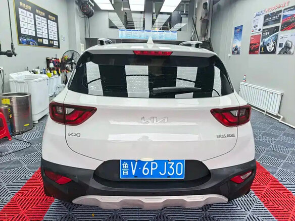 2021 Kia KX1, белый, 1080000 рублей - вид 4