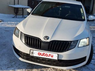 2018 Skoda Octavia III (A7) Рестайлинг, белый, 1287000 рублей, вид 2