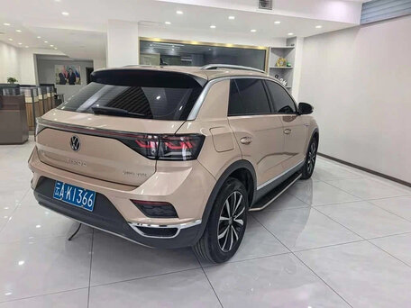 2023 Volkswagen T-Roc I (China Market) Рестайлинг, бежевый, 1700000 рублей, вид 4
