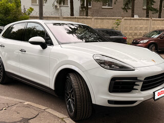 2018 Porsche Cayenne III, белый, 5790000 рублей, вид 4