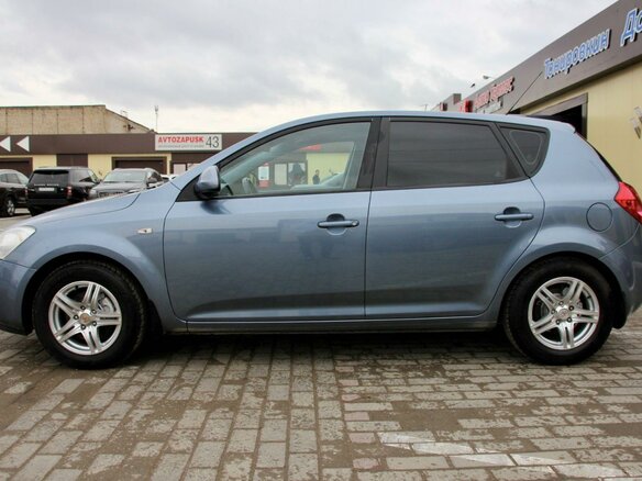 2009 Kia Ceed I, серый - вид 2