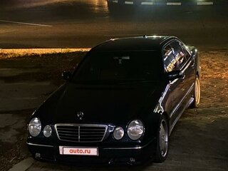 2000 Mercedes-Benz E-Класс 430 II (W210, S210) Рестайлинг, синий, 930000 рублей, вид 2