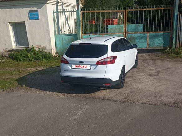 2014 Ford Focus III, белый, 700000 рублей - вид 2