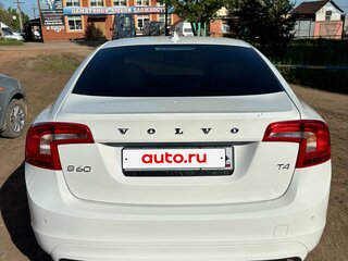 2014 Volvo S60 II Рестайлинг, белый, 2100000 рублей, вид 2