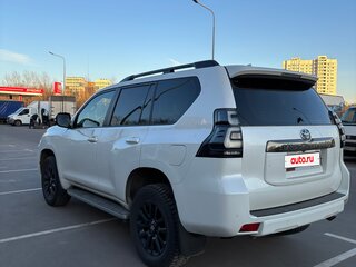 2021 Toyota Land Cruiser Prado 150 Series Рестайлинг 3, белый, 7050000 рублей, вид 5