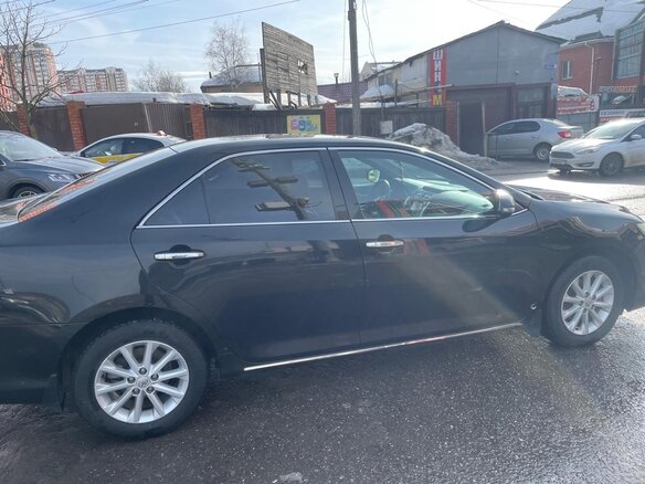2011 Toyota Camry VII (XV50), чёрный, 1350000 рублей - вид 5