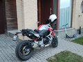 2020 BMW F 900 R, красный, 900000 рублей - вид 2