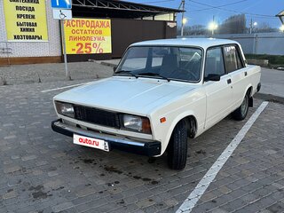 2000 Lada (ВАЗ) 2105, белый, 150000 рублей, вид 1