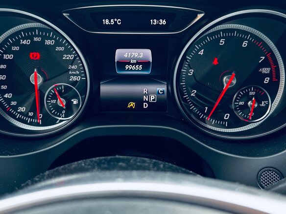 2017 Mercedes-Benz GLA 200 I (X156) Рестайлинг, чёрный, 2500000 рублей - вид 8