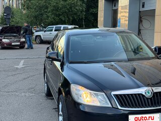 2011 Skoda Octavia II (A5) Рестайлинг, чёрный, 900000 рублей, вид 2