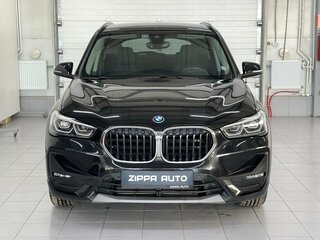 2022 BMW X1 25e xDrive II (F48) Рестайлинг, чёрный, 3609000 рублей, вид 2