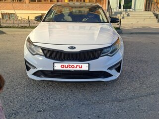 2019 Kia Optima IV Рестайлинг, белый, 1000000 рублей, вид 3