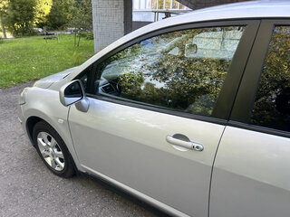 2008 Nissan Tiida I, серебристый, 675000 рублей, вид 5