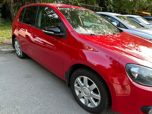 2009 Volkswagen Golf VI, красный, 730000 рублей - вид 8