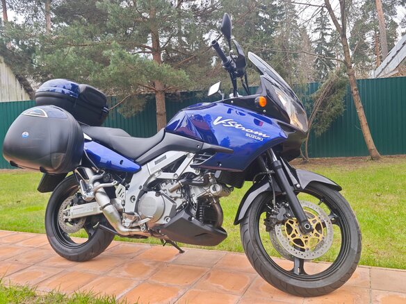 2002 Suzuki V-Strom 1000, синий, 499999 рублей - вид 1