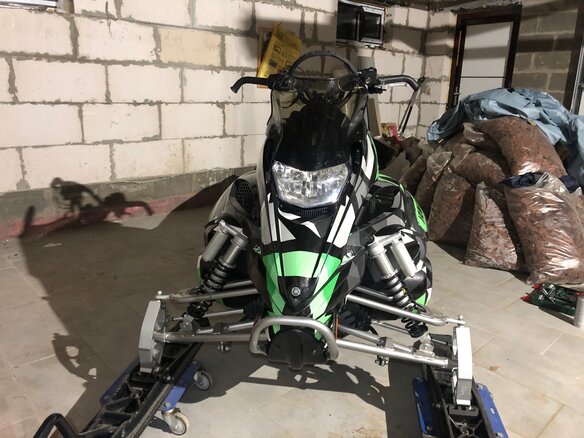 2011 Yamaha FXNytro, зелёный - вид 2