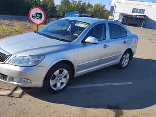 2011 Skoda Octavia DSG7 II (A5) Рестайлинг, серебристый, 650000 рублей, вид 1