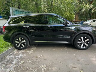 2020 Kia Sorento IV, чёрный, 3390000 рублей, вид 4