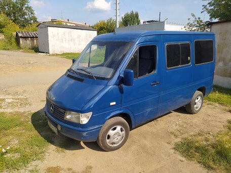 1996 Mercedes-Benz Sprinter, синий, 450000 рублей, вид 1