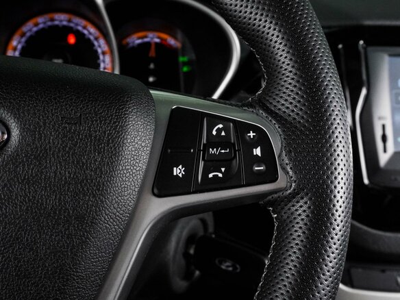 2019 Lada (ВАЗ) Vesta SW Cross I, серый, 1210000 рублей - вид 15