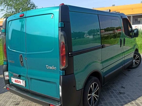2004 Renault Trafic II, зелёный, 1600000 рублей - вид 9