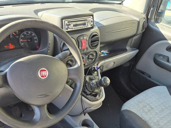 2015 Fiat Doblo I Рестайлинг, серый, 730000 рублей - вид 5