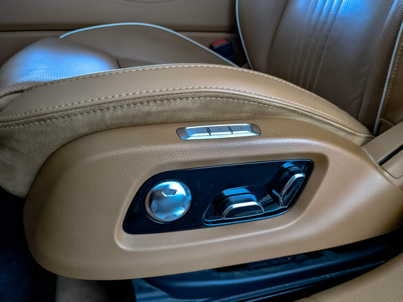 2021 Hongqi H9 I, чёрный - вид 27