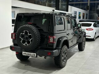 2022 Jeep Wrangler IV (JL), чёрный, 9059900 рублей, вид 4