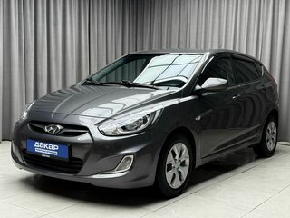 2013 Hyundai Solaris I, серый, 694000 рублей, вид 1