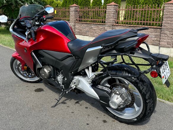 2010 Honda VFR 1200, красный, 1050000 рублей - вид 7