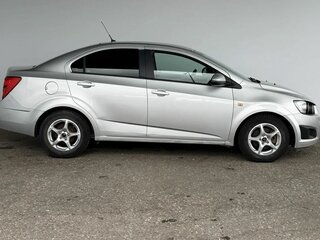 2012 Chevrolet Aveo II, серебристый, 630000 рублей, вид 4