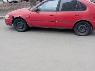 1993 Toyota Corolla VII (E100), красный, 210000 рублей, вид 4