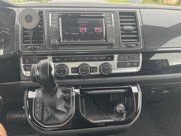 2018 Volkswagen Multivan T6, бежевый, 3850000 рублей - вид 17