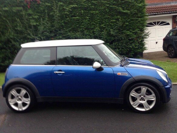 2007 Mini Hatch Cooper II (R56), синий