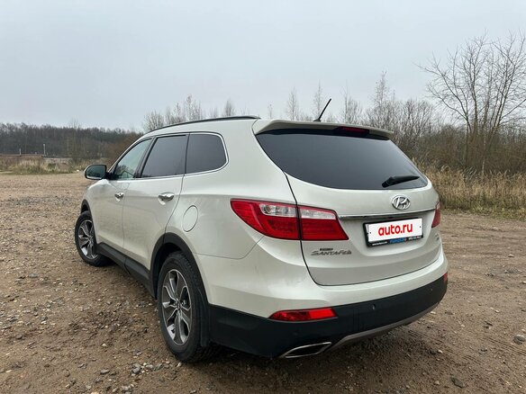 2014 Hyundai Santa Fe Grand III, бежевый, 2250000 рублей - вид 5