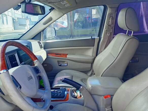 2007 Jeep Grand Cherokee III (WK), серый, 850000 рублей - вид 5