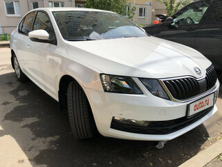 2018 Skoda Octavia III (A7) Рестайлинг, белый, 1370000 рублей, вид 1