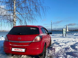 2008 Opel Astra H Рестайлинг, красный, 350000 рублей, вид 4