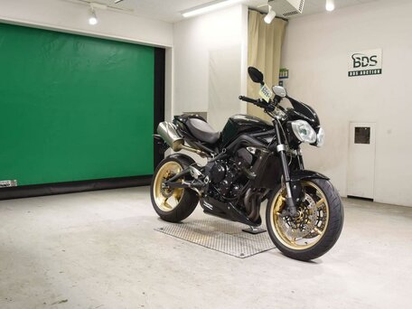 2011 Triumph Street Triple, чёрный, 555000 рублей, вид 3