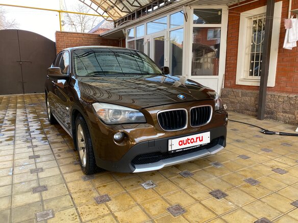2011 BMW X1 20i I (E84), коричневый, 1850000 рублей - вид 12
