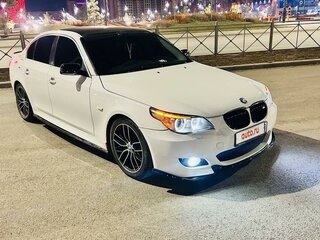 2004 BMW 5 серии 525i V (E60/E61), белый, 2450000 рублей, вид 2