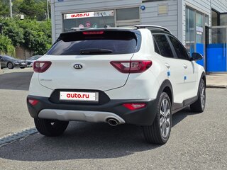2018 Kia Stonic I, белый, 1400000 рублей, вид 4