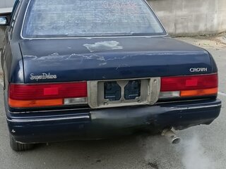 1993 Toyota Crown VIII (S130), синий, 250000 рублей, вид 4